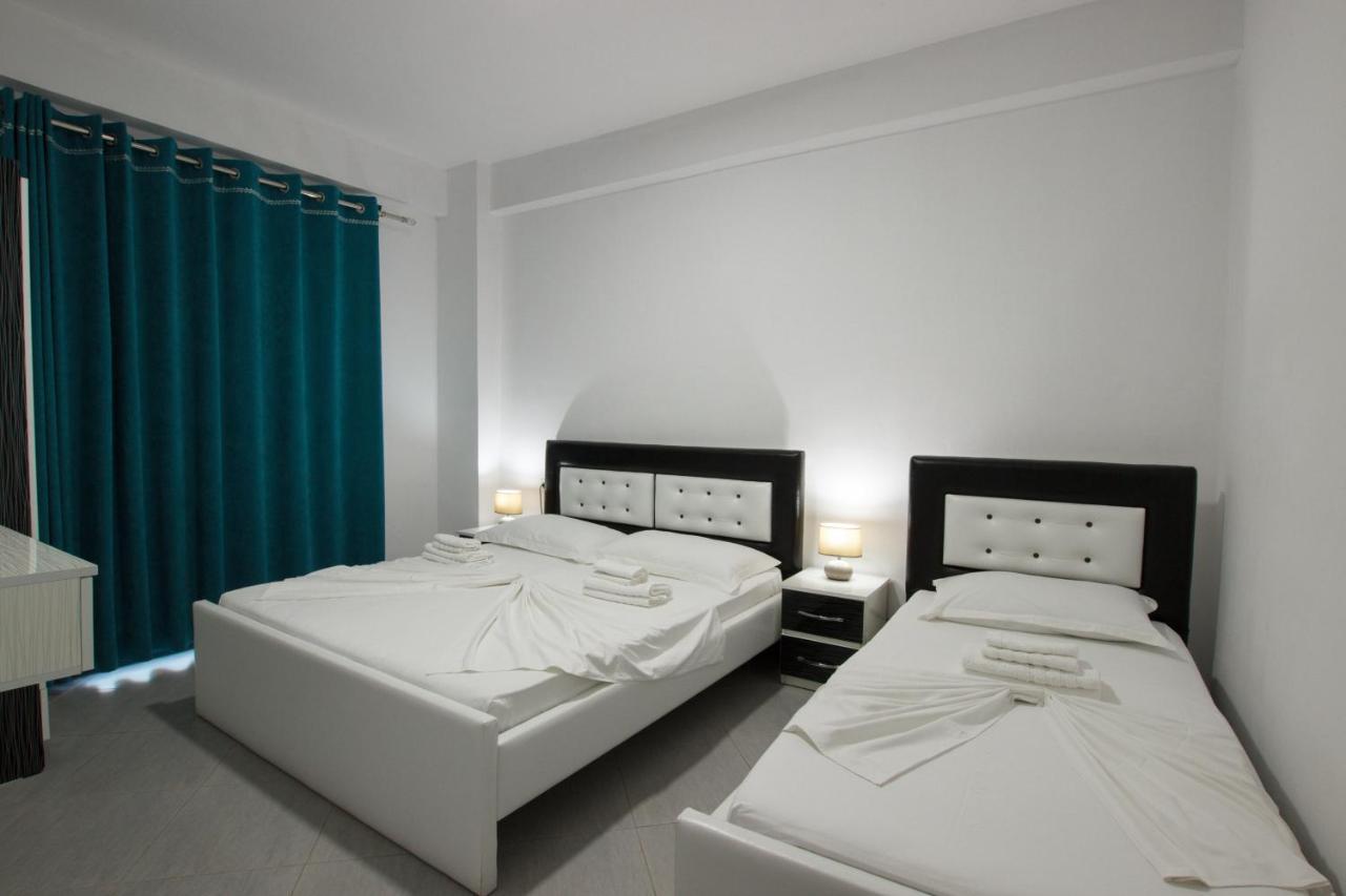 Grand Blue Aparthotel Саранде Екстериор снимка